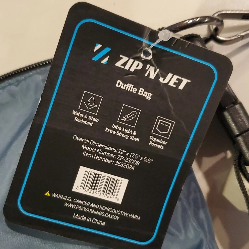 Duffle bag by ZIP 'N JET in Blue